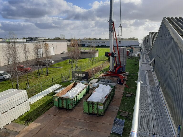 Dakwerken, Gevelbekleding en Asbestverwijdering van uw Bedrijfshal of Loods.